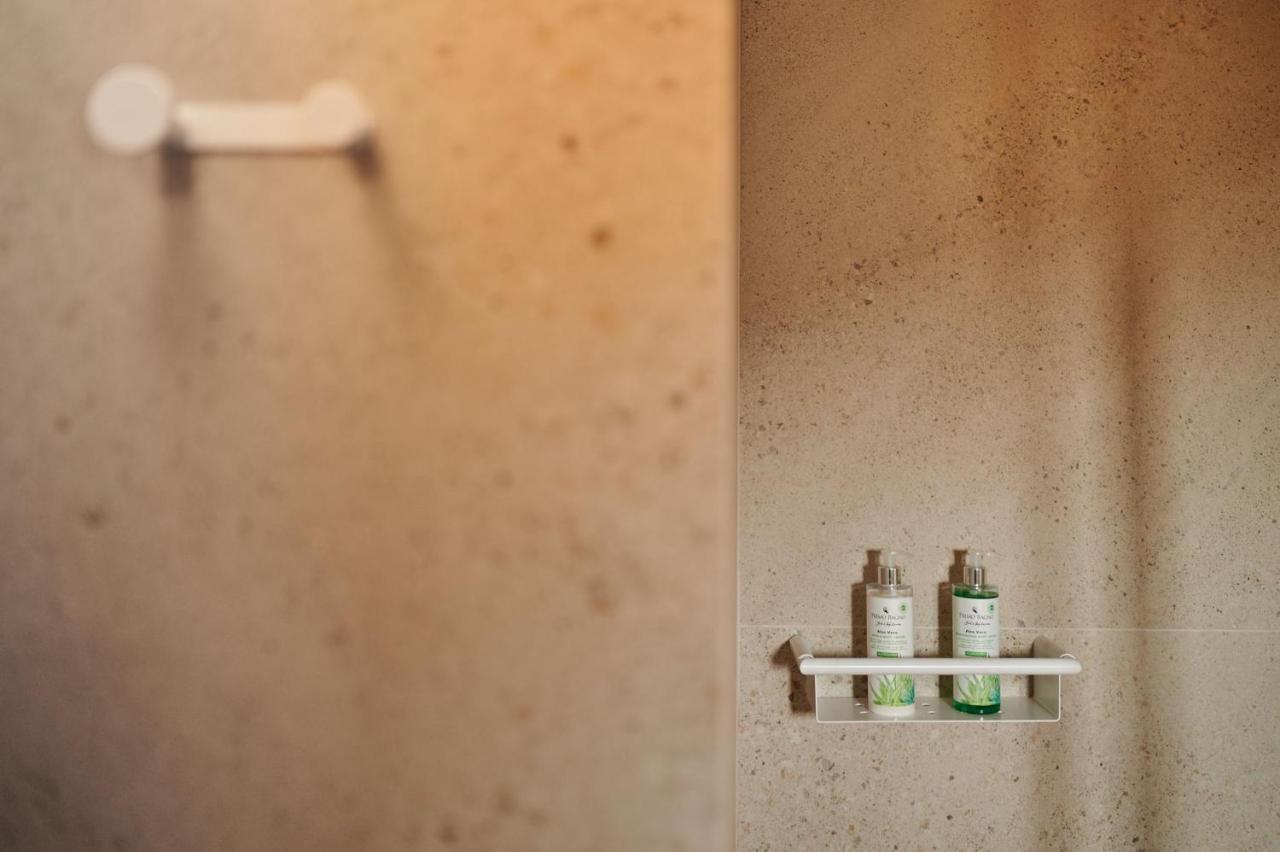 Apartament Kaizen Chania - New Just 350m Away With Private Jacuzzi And Free Parking! Chania (Crete)